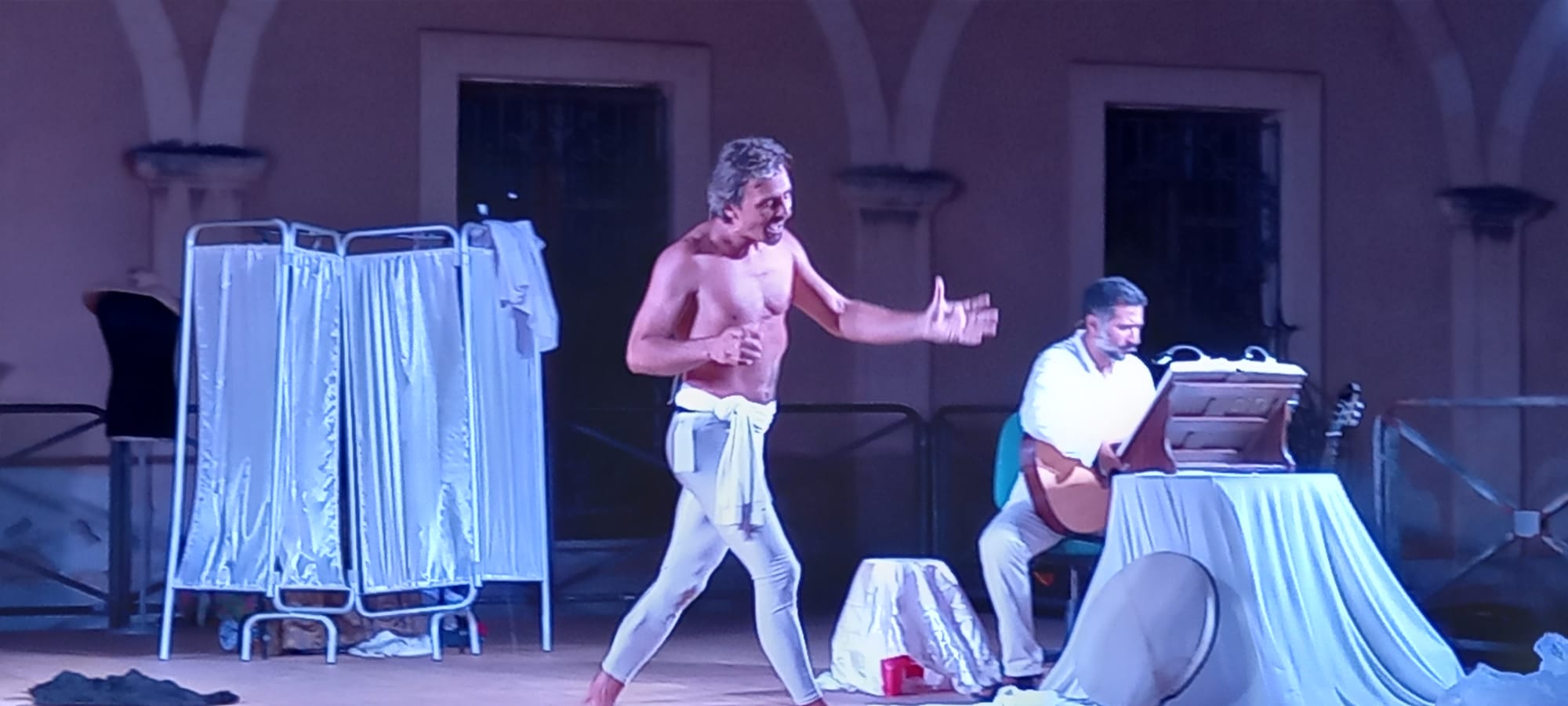 Milazzo: grande successo per lo "Telemaco prigioniero, Odissea 2021" con Eros Salonia e Giacomo Guttadauro - Vimarsana News