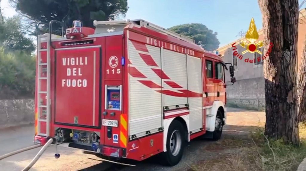 incendio messina