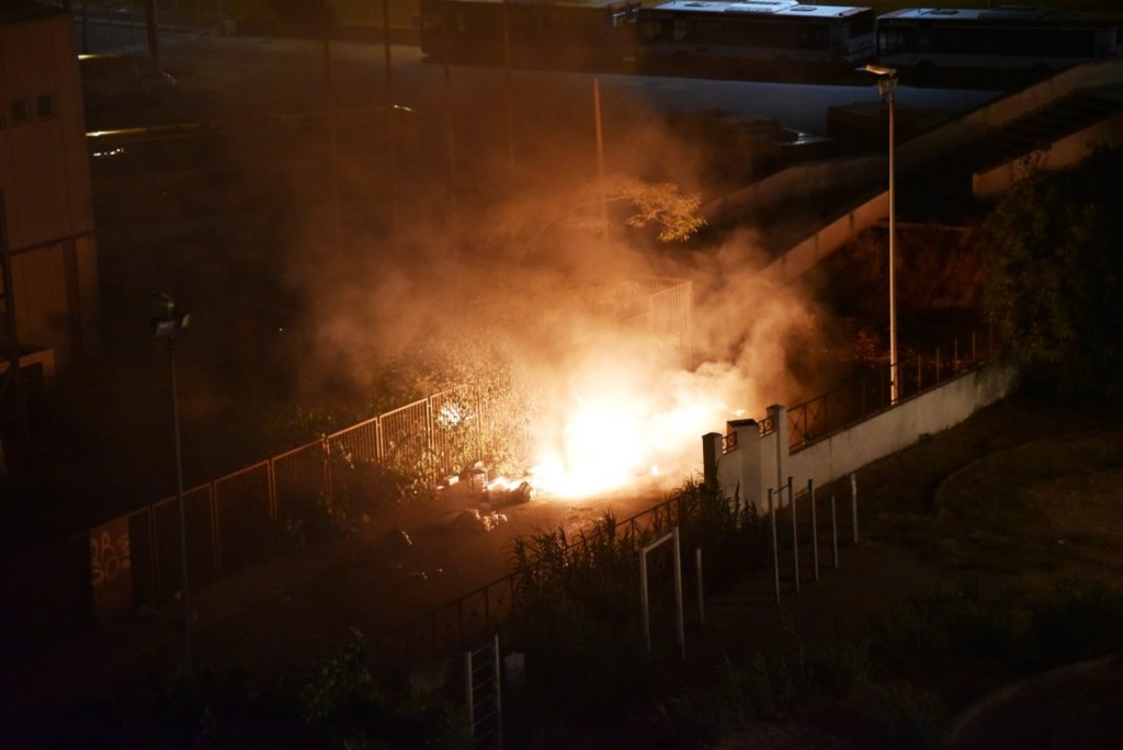 incendio rifiuti largo botteghelle