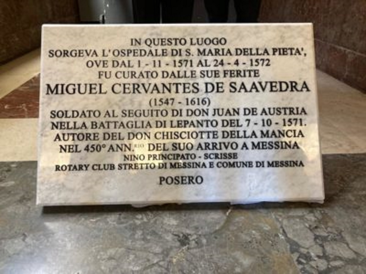 Donata oggi al Comune di Messina la targa marmorea in ricordo di Cervantes - Vimarsana News
