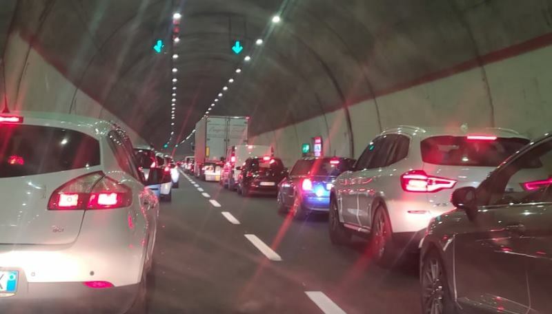 traffico per traghetti villa san giovanni