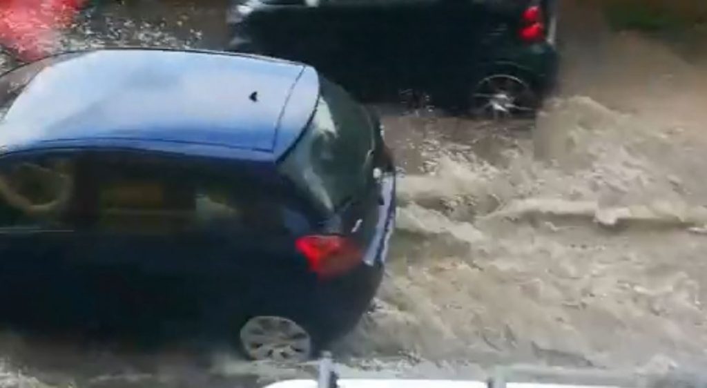 Pioggia Fondo Contrada Chiantella