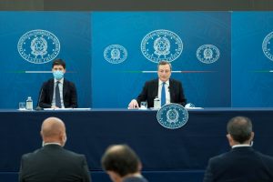 CONF STAMPA PRES DRAGHI