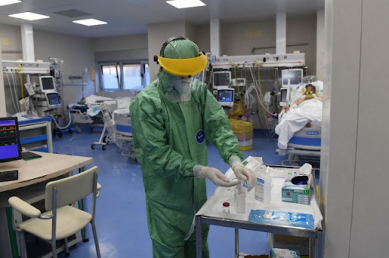 dottore reparto covid