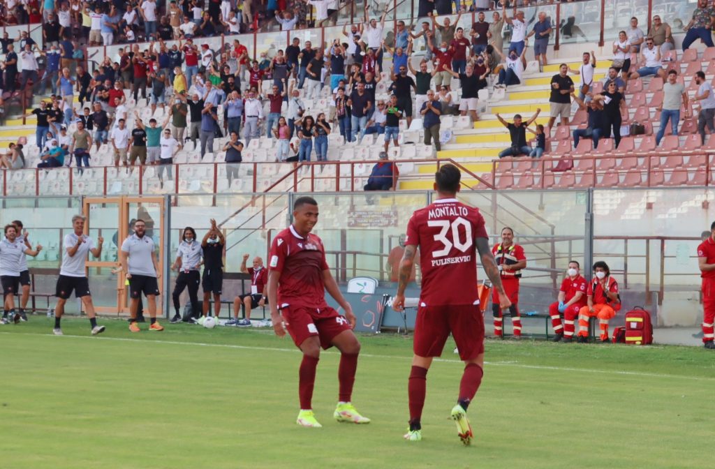 reggina-spal esultanza gol montalto e rivas