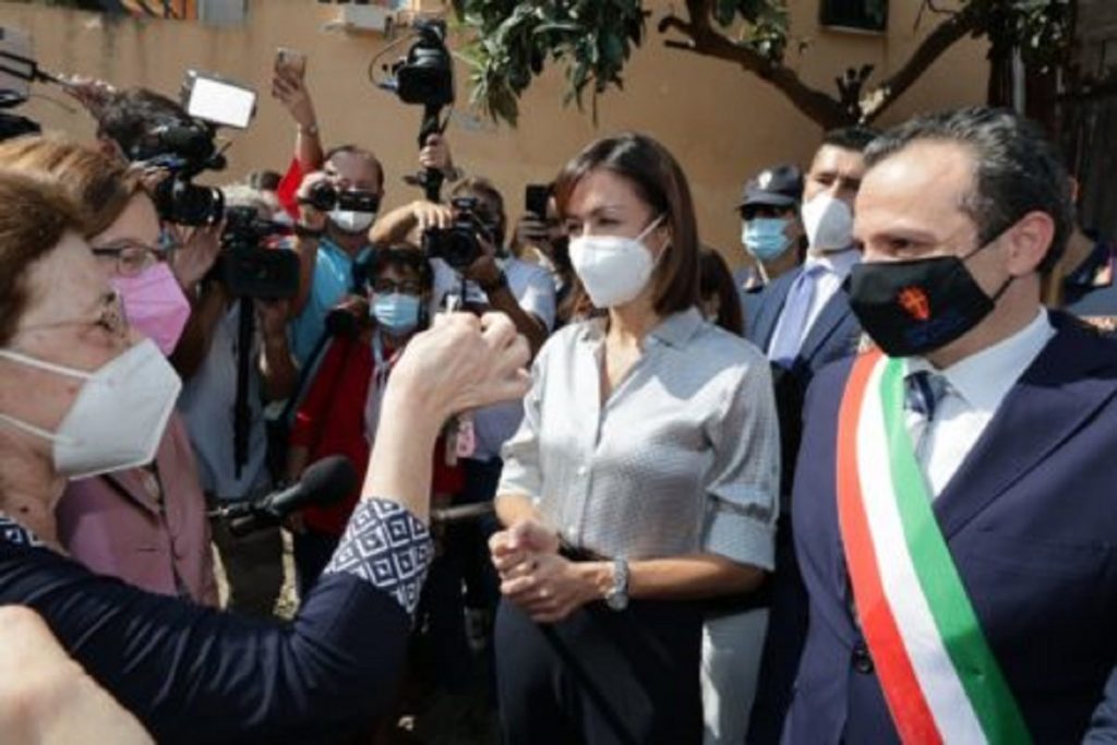 De Luca Carfagna