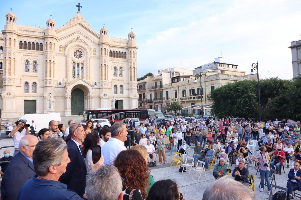 Iniziativa De Magistris Piazza Duomo