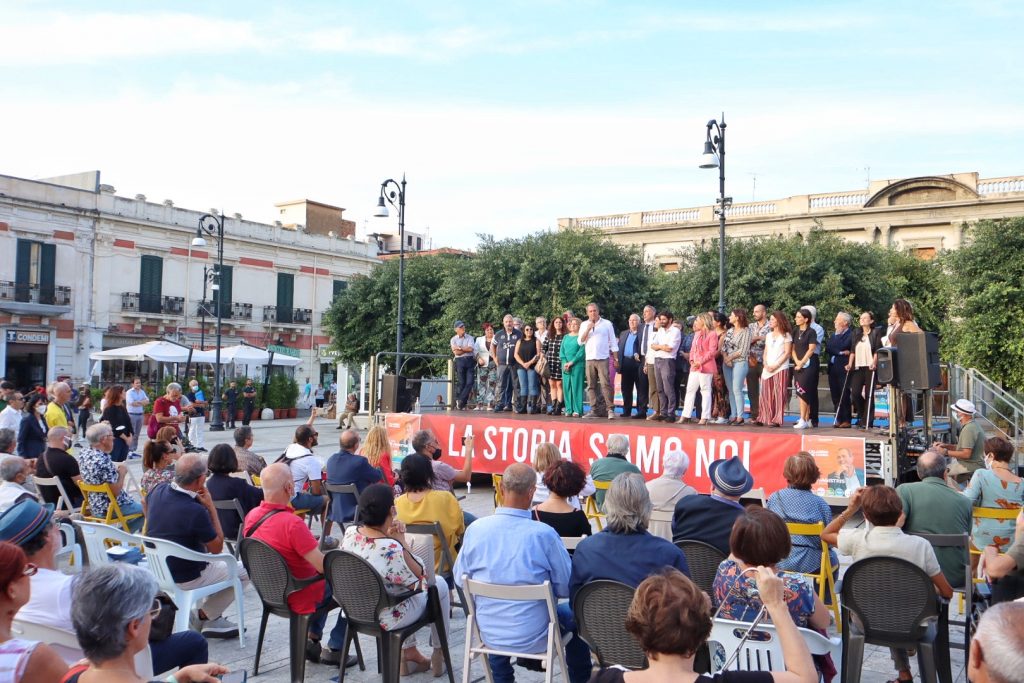 Iniziativa De Magistris Piazza Duomo