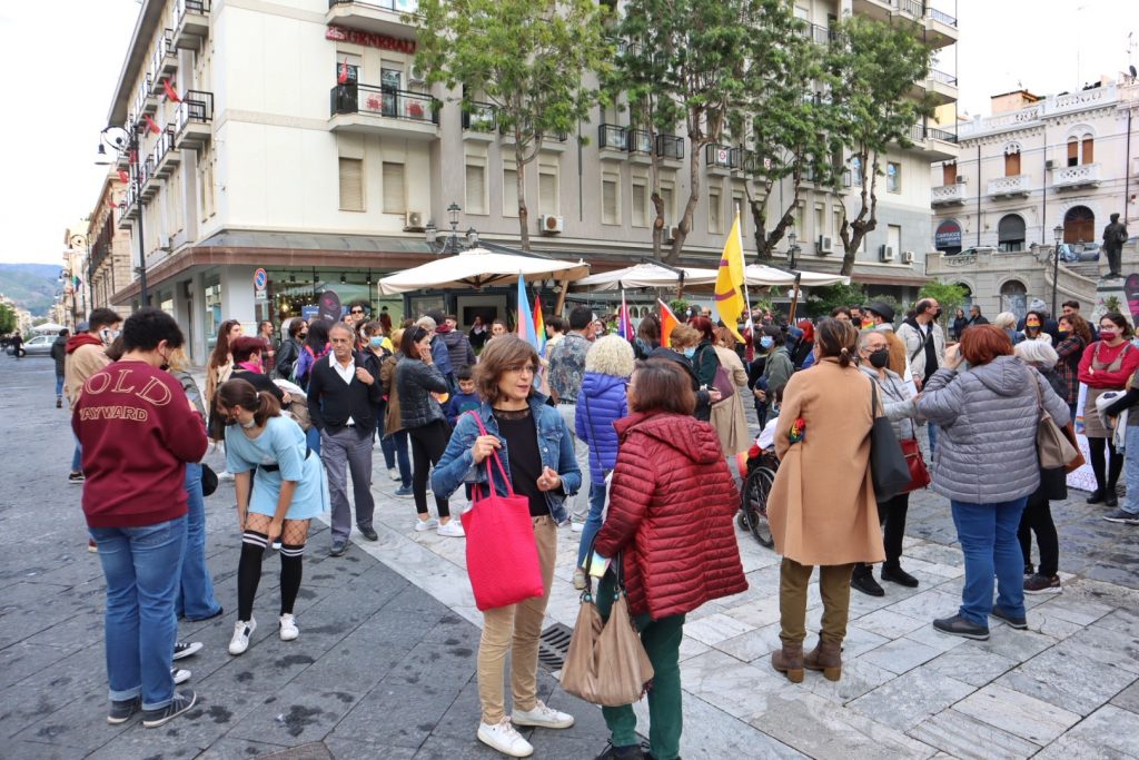 Manifestazione DDl zan piazza camagna