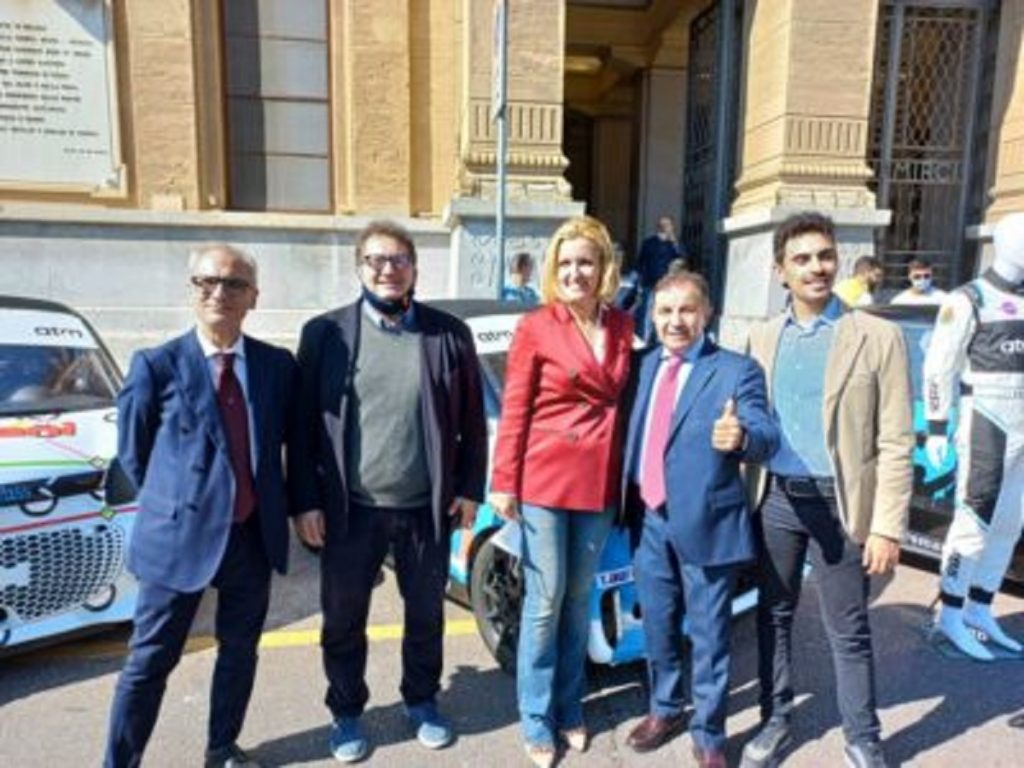 Presentazione auto elettriche messina