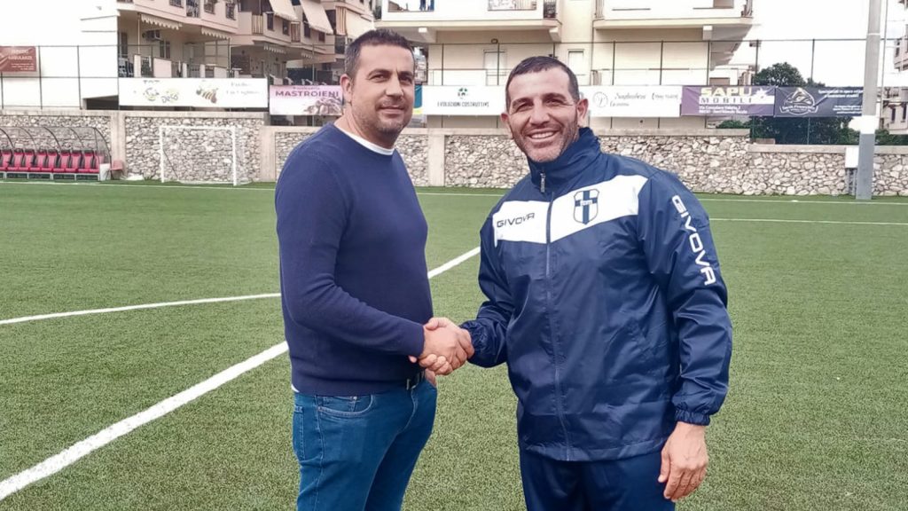 Santi Cosenza ed Emanuele Ferraro (allenatore Fc Messina)