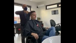 klaus davi taglio capelli demetrio