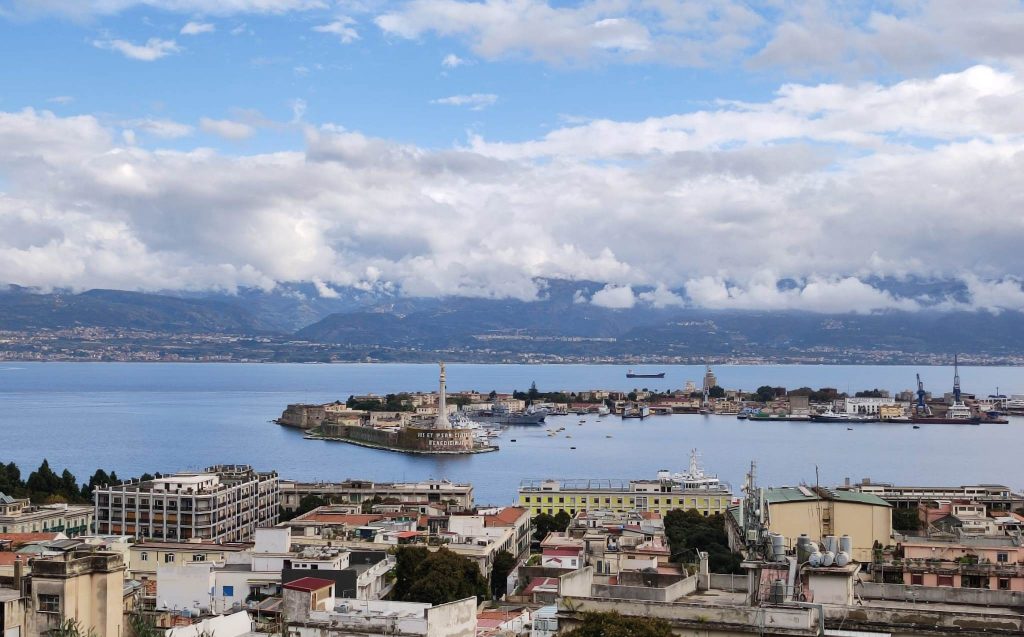 messina dall'alto