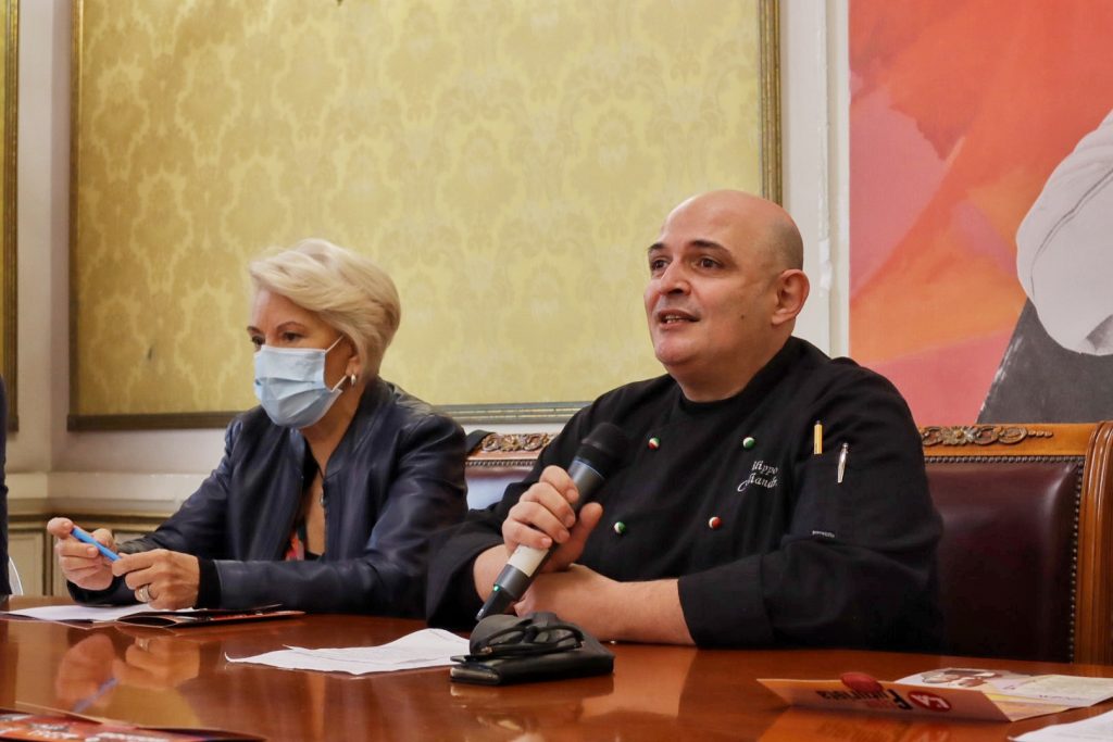 presentazione cena futurista