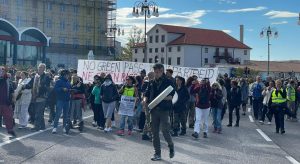 Corteo No Green pass a Trieste