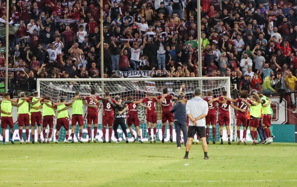 reggina-parma festa tifosi curva sud granillo