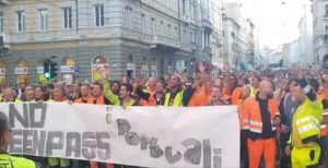 sciopero lavoratori portuali a trieste