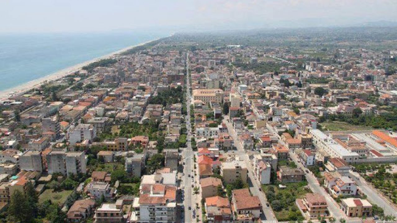 Locride sempre più povera e tagliata fuori dal mondo