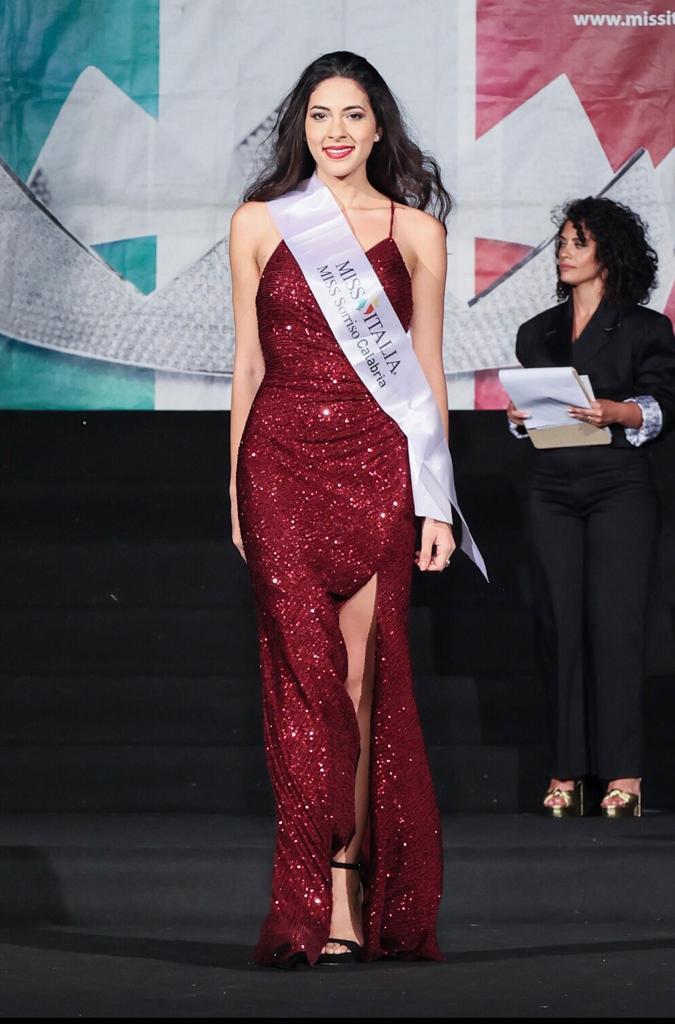 martina de lorenzo miss sorriso calabria 2021