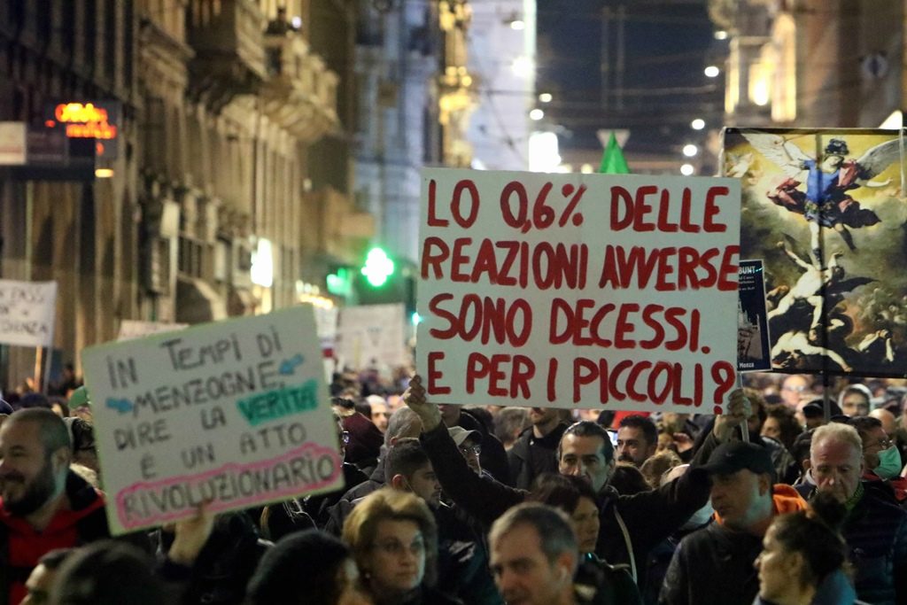proteste no green pass milano