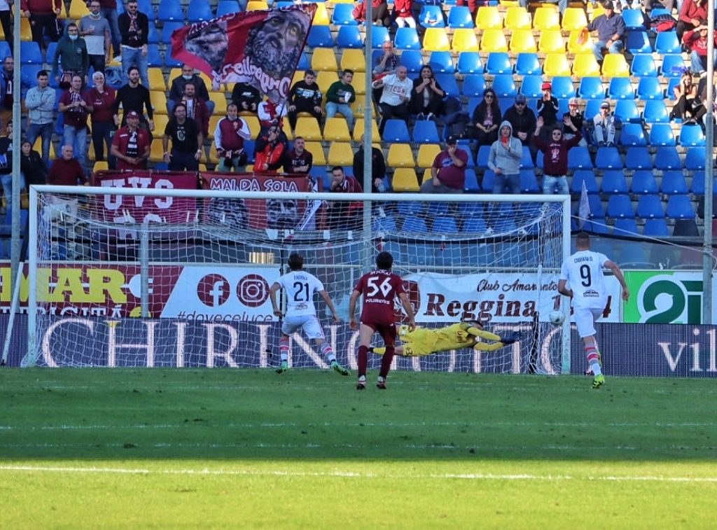 reggina-cremonese rigore parato turati