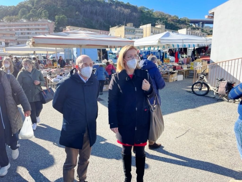 Hub Mercato Giostra