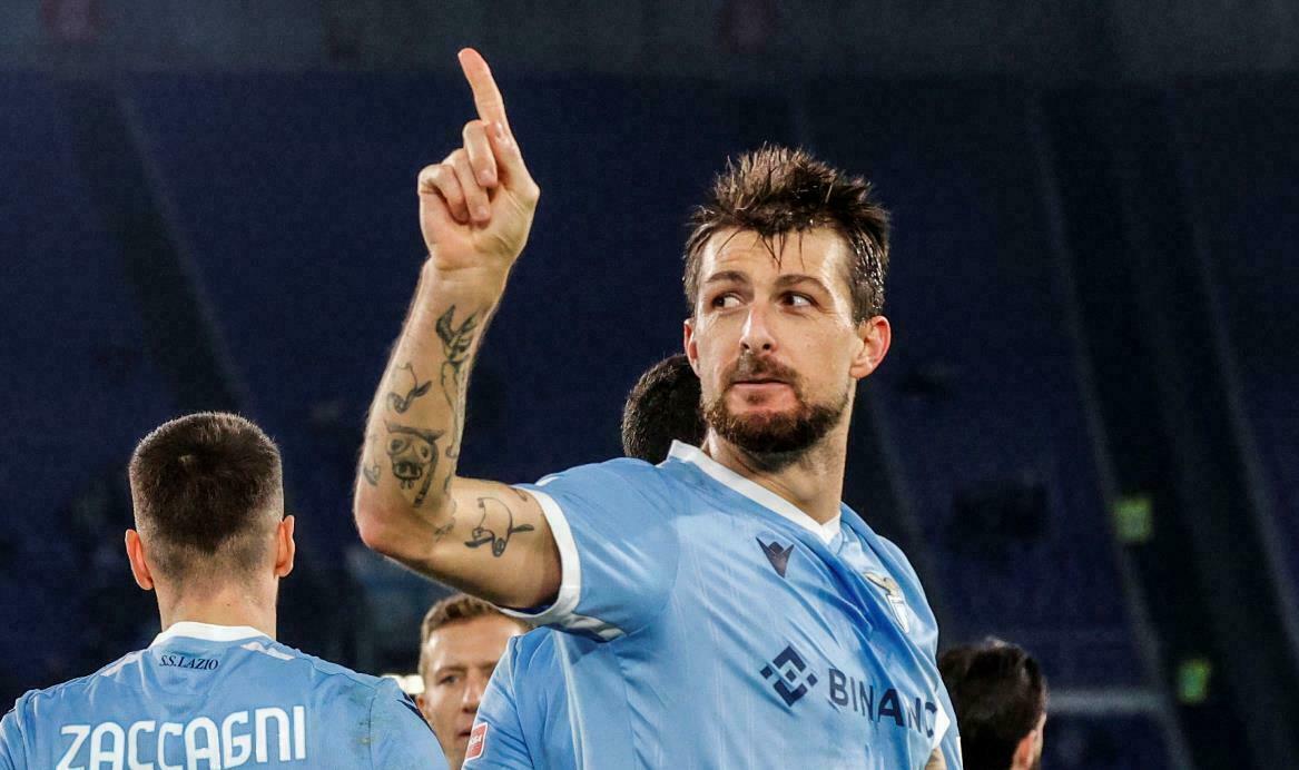 acerbi zittisce tifosi lazio