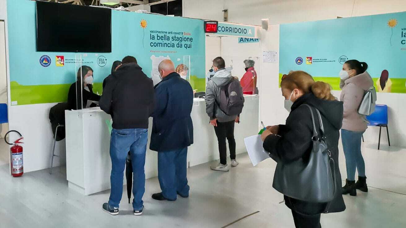 hub vaccini messina