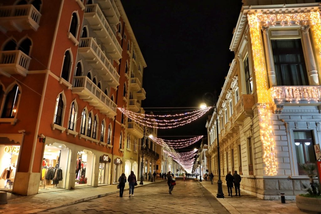 luminarie e mercatini natale corso garibaldi