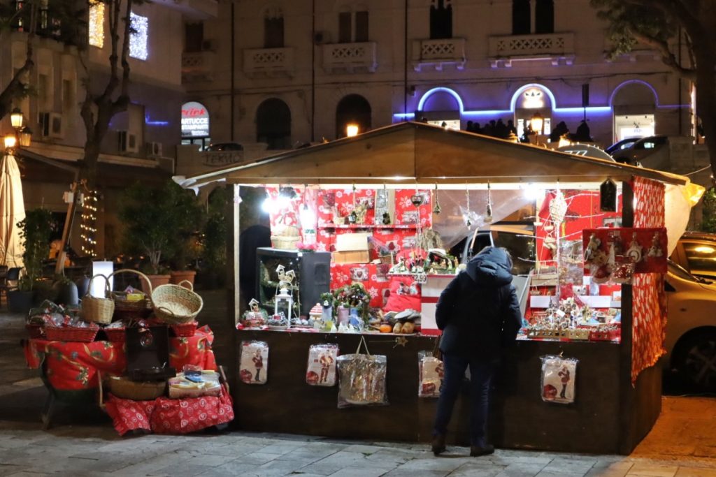 luminarie e mercatini natale piazza camagna