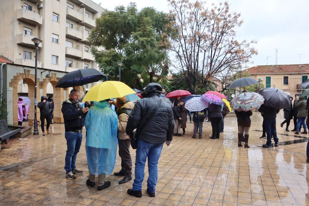 villa san giovanni proteste super green pass trasporti con sicilia