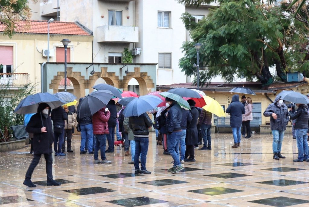 villa san giovanni proteste super green pass trasporti con sicilia