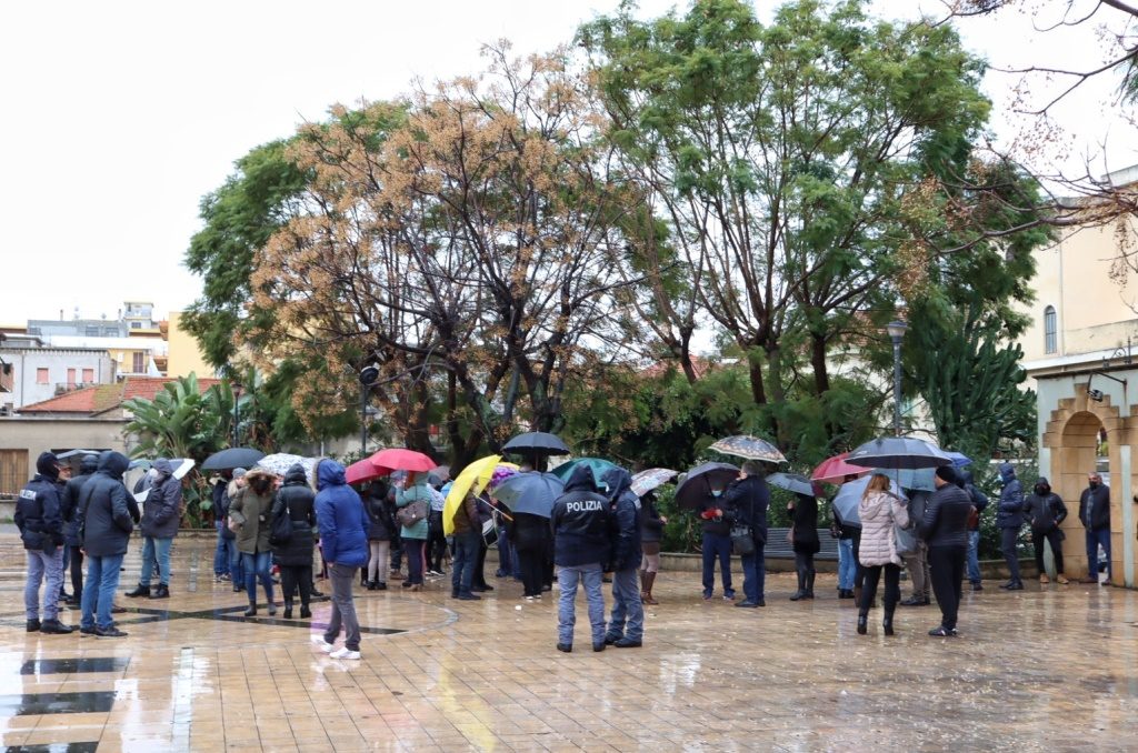 villa san giovanni proteste super green pass trasporti con sicilia