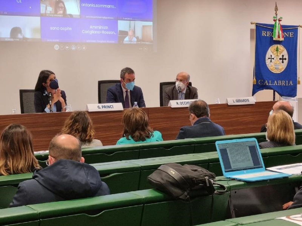 Occhiuto e princi