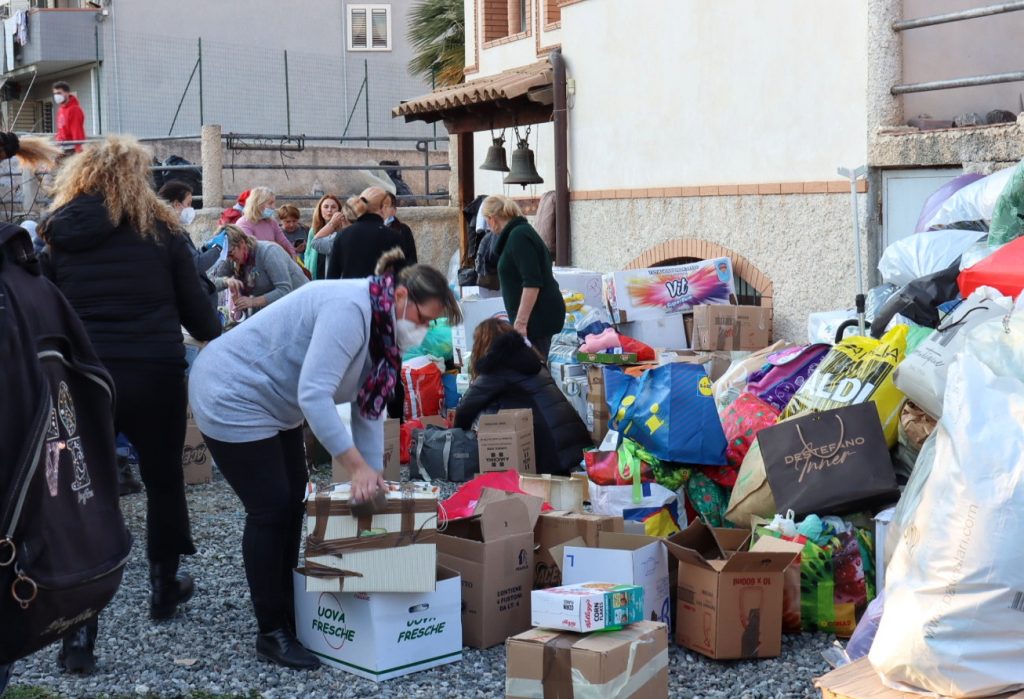 Raccolta beni Reggio Calabria in Ucraina