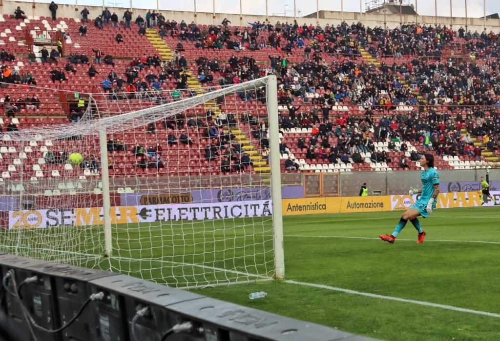 Reggina-Crotone gol Montalto