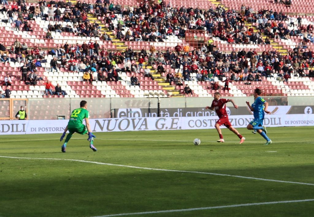 Reggina-Pordenone gol Menez