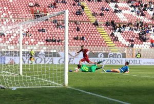 Reggina-Pordenone gol Menez