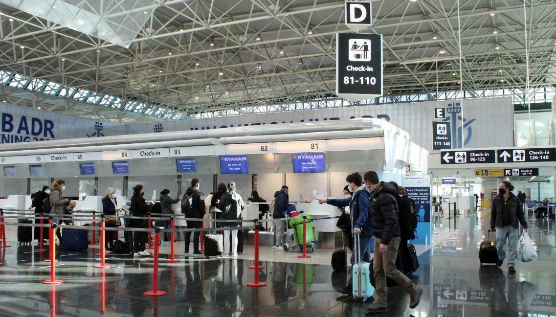 Covid: a Fiumicino cambiano regole per arrivi da Paesi Ue