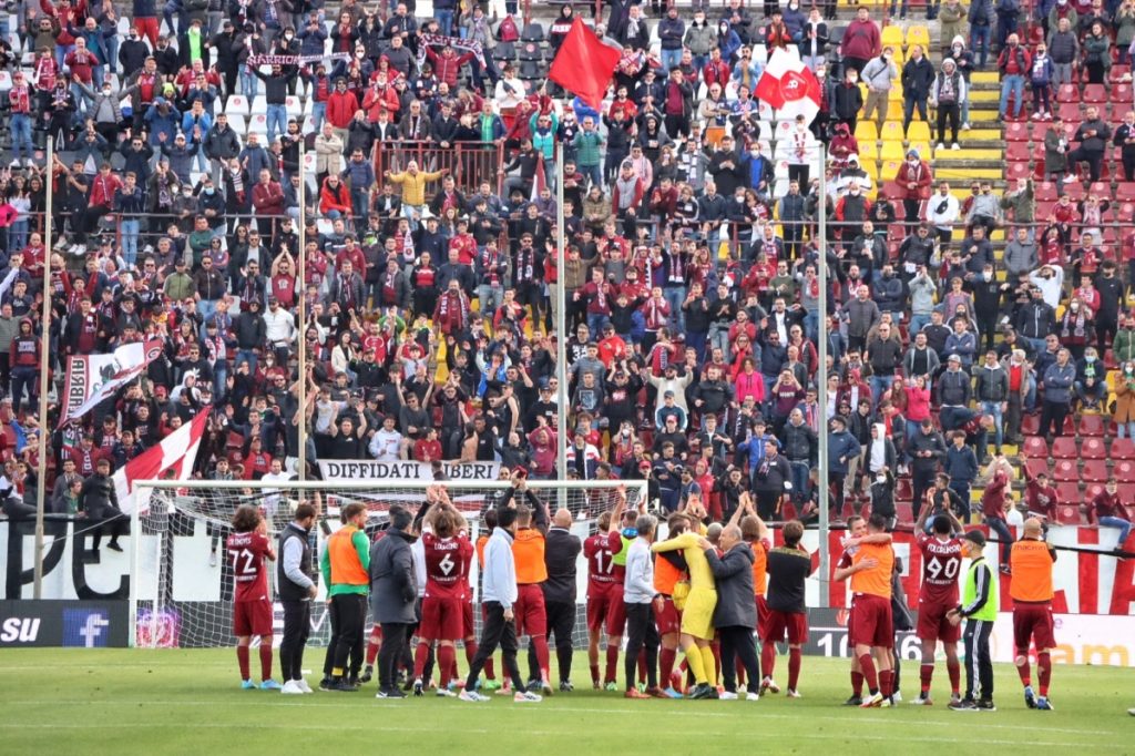 reggina-pordenone festeggiamenti curva