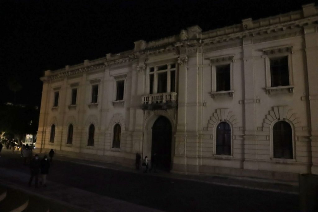 reggio calabria protesta luci spente corso garibaldi