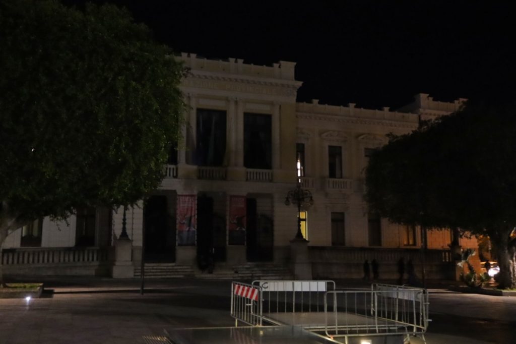 reggio calabria protesta luci spente corso garibaldi
