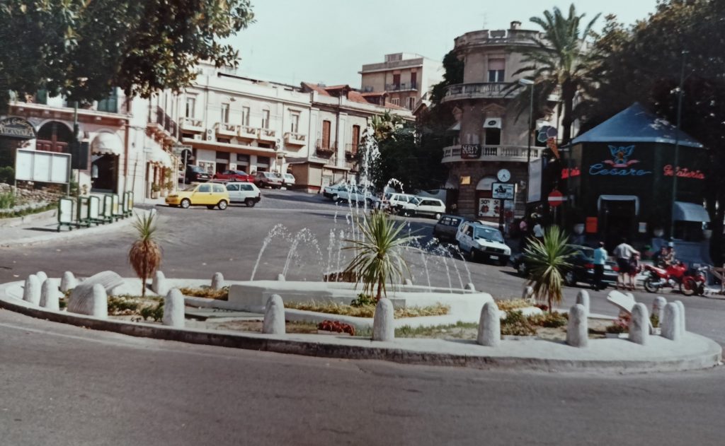 Fontana Piazza Indipendenza Reggio Calabria