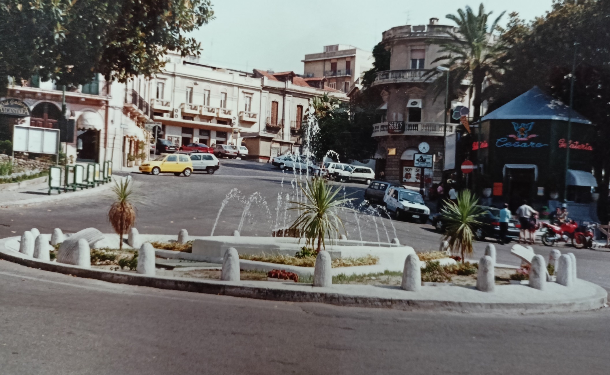 Fontana Piazza Indipendenza Reggio Calabria