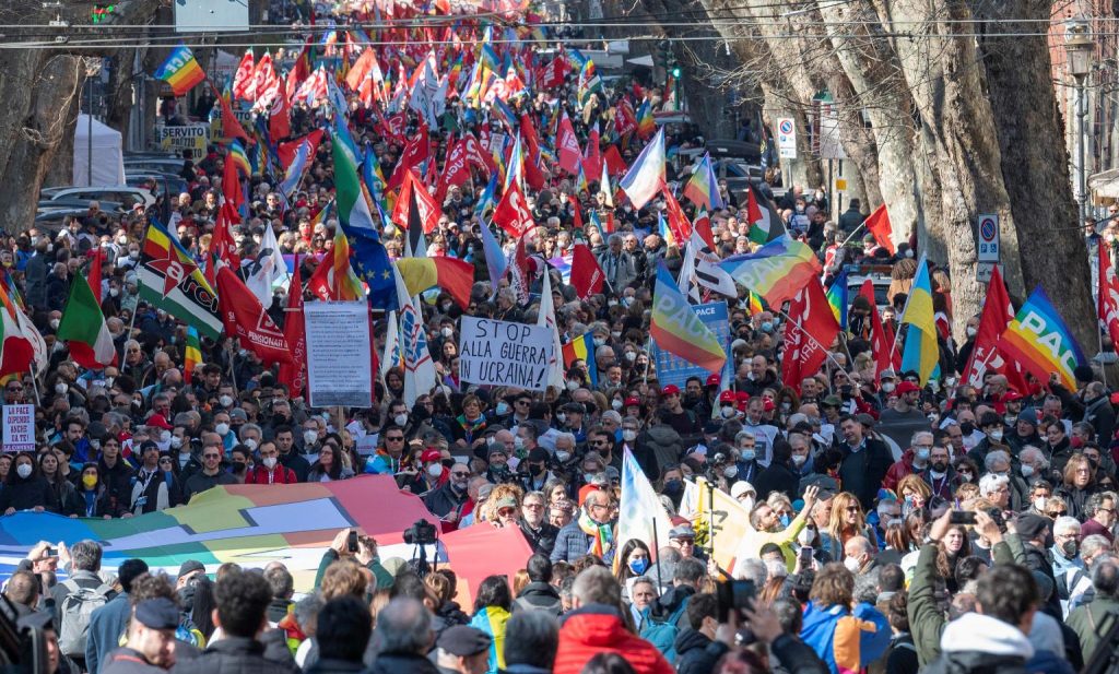 Manifestazione Roma contro guerra in Ucraina