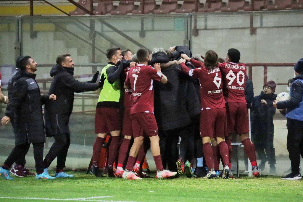 Reggina-Vicenza esultanza gol Cortinovis