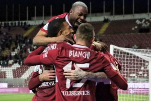 Reggina-Vicenza esultanza gol Menez