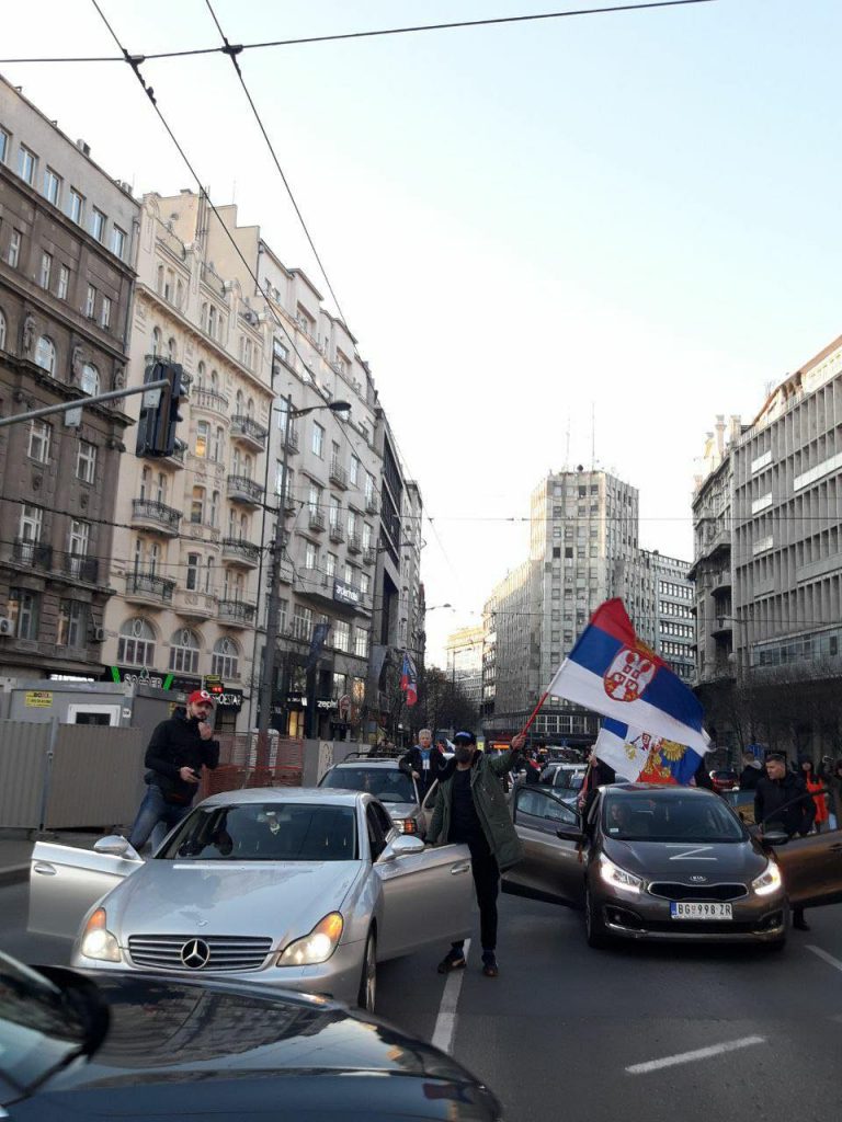 manifestazione pro russia in serbia