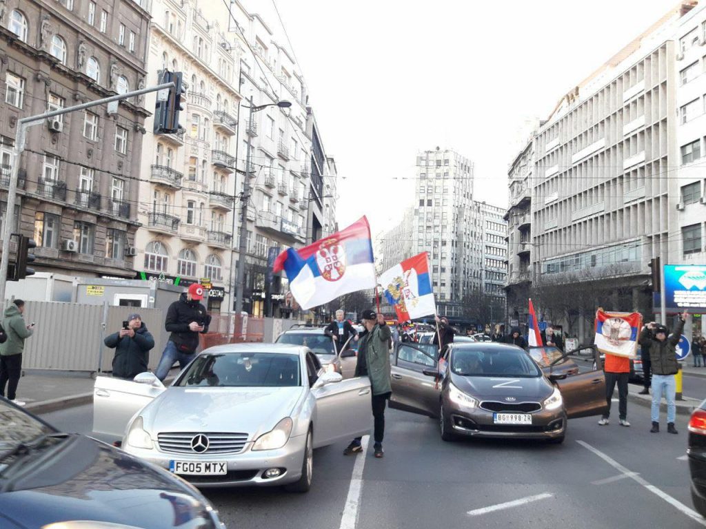 manifestazione pro russia in serbia