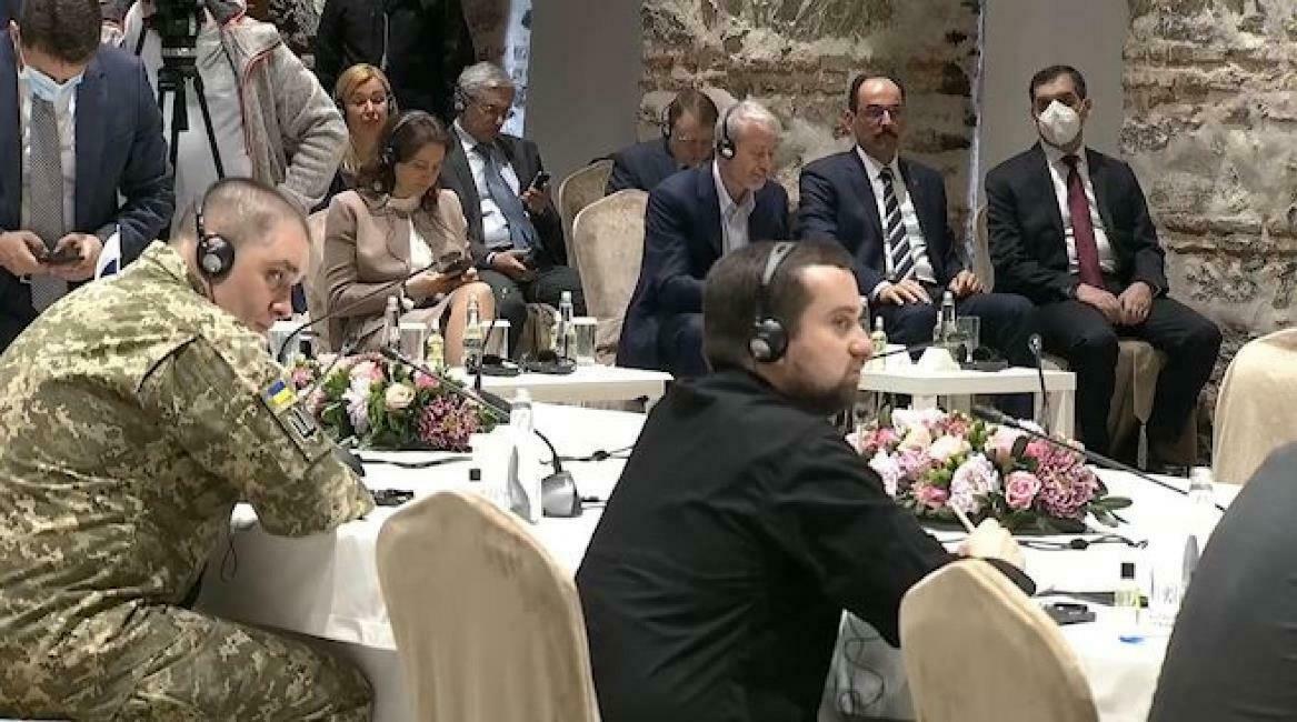 negoziati russia ucraina